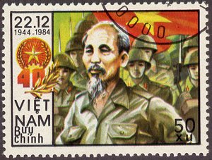 Ho-Chi-Minh et milicienne